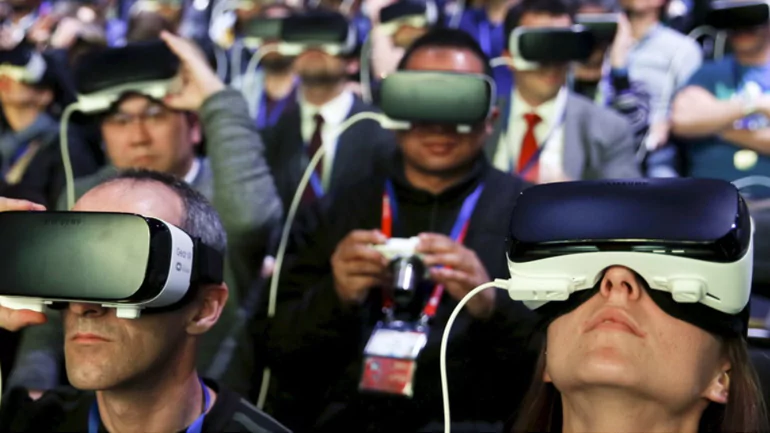 AR VR Services Enhances Speaking Skills